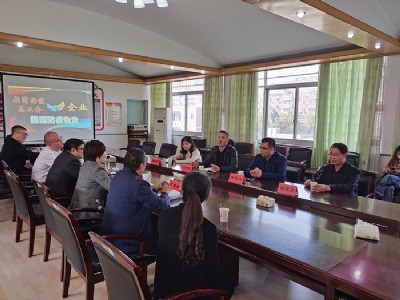 曼迪克威为社区学校捐赠防疫物资